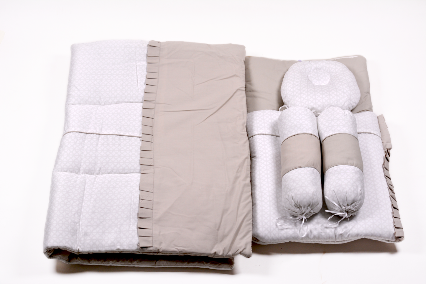 Grey and White Bed Set 5Pcs